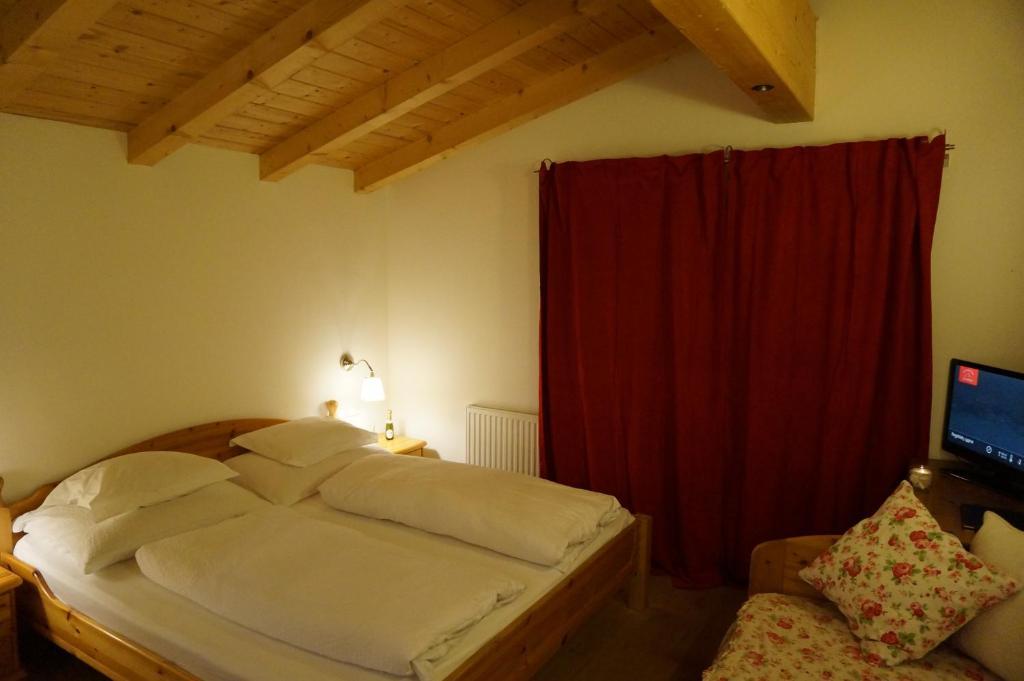 Haus Senoner Bed & Breakfast Kitzbuhel Bilik gambar